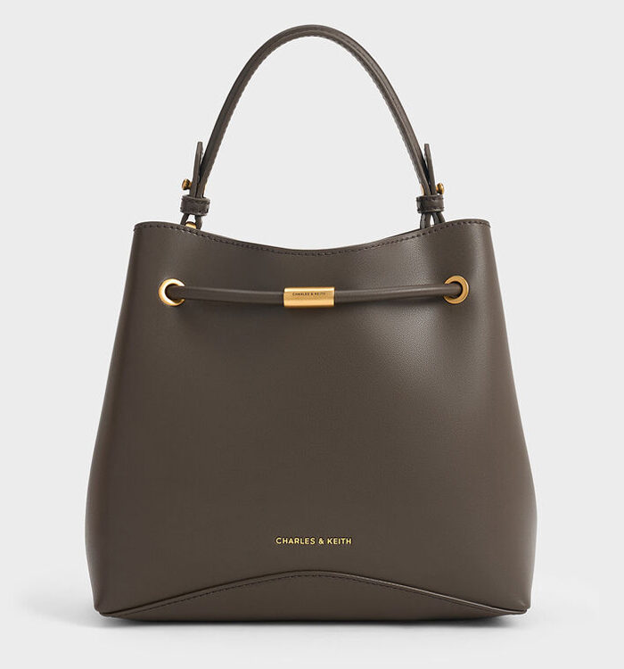 กระเป๋ารุ่น Sybill จาก Charles & Keith