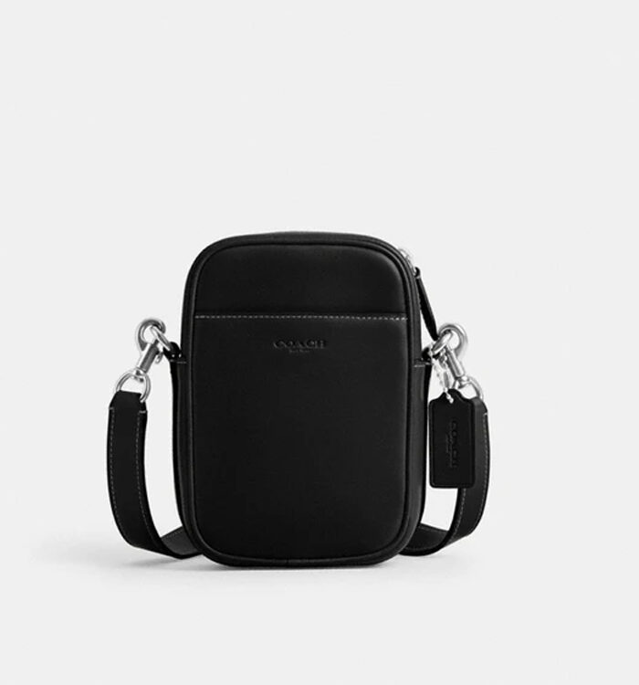 กระเป๋ารุ่น Hitch Crossbody